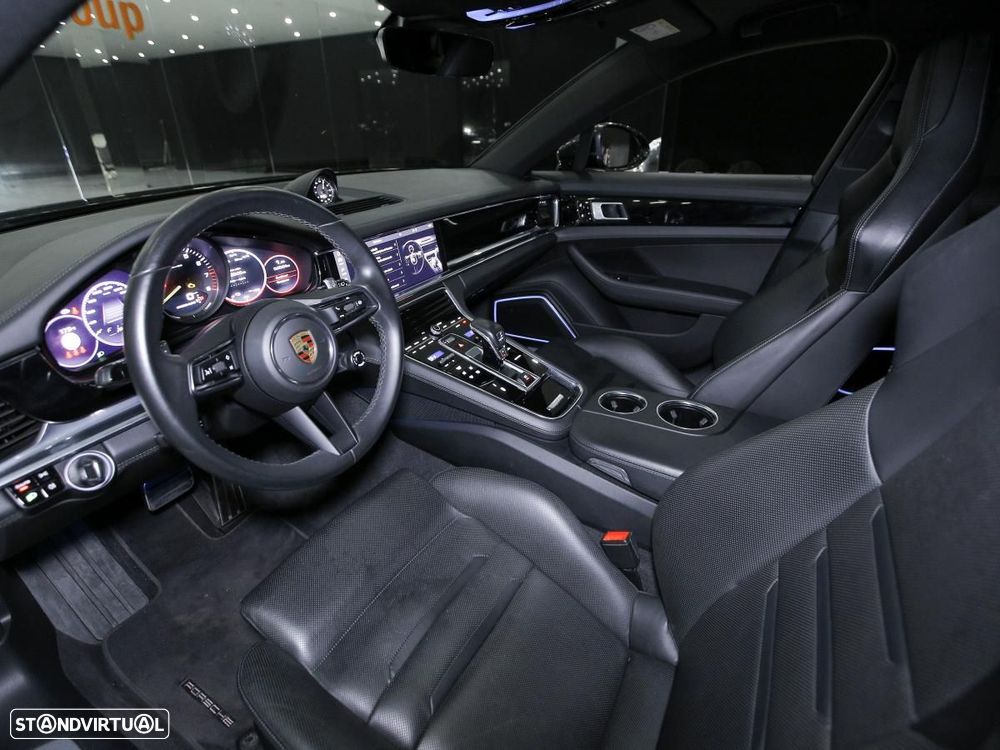 Porsche Panamera Sport Turismo 4S E-Hybrid - 11