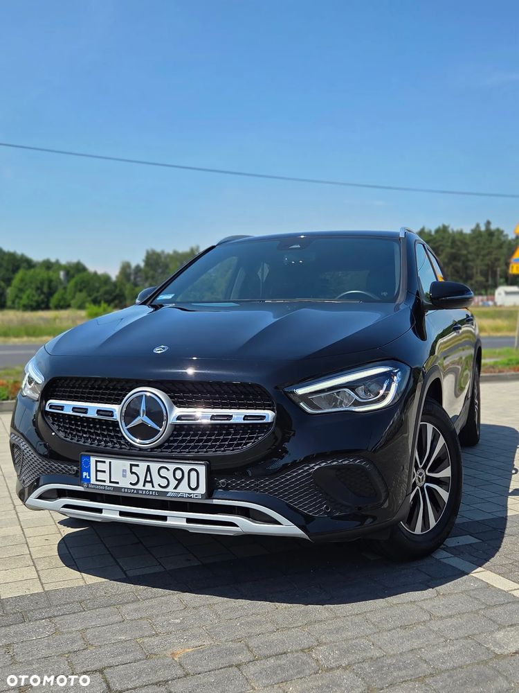 Mercedes-Benz GLA 200 Business Edition - 2