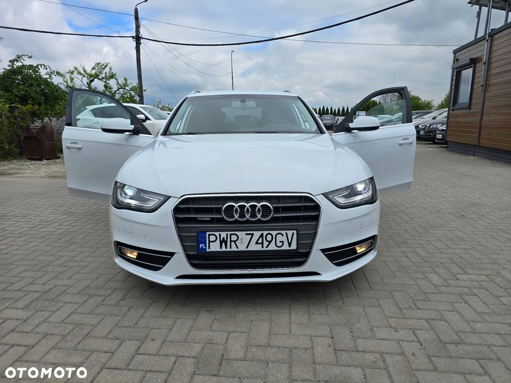 Audi A4 Avant - 22