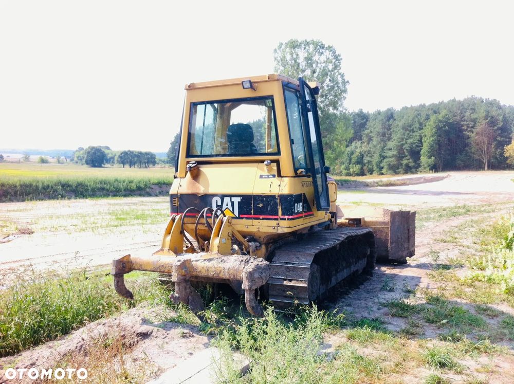 Caterpillar D4G XL - 5