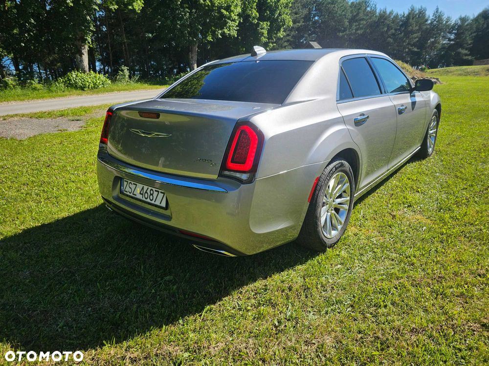 Chrysler 300C - 5
