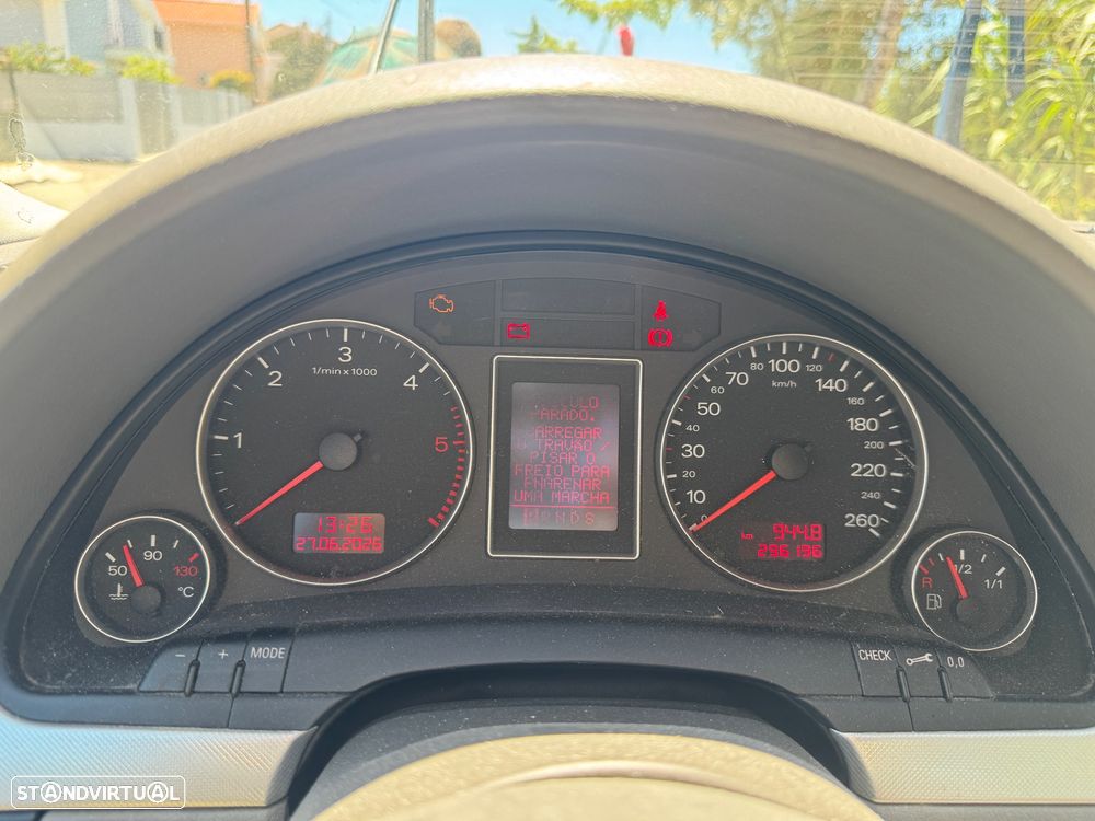 Audi A4 Avant 2.0 TDI S-line Multitronic - 9