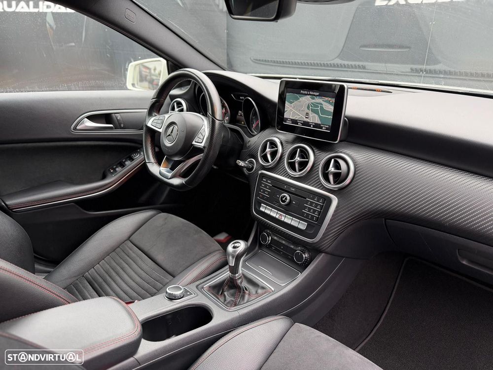 Mercedes-Benz A 180 d AMG Line - 16