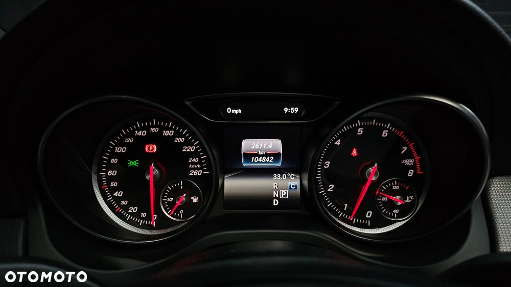 Mercedes-Benz CLA - 14