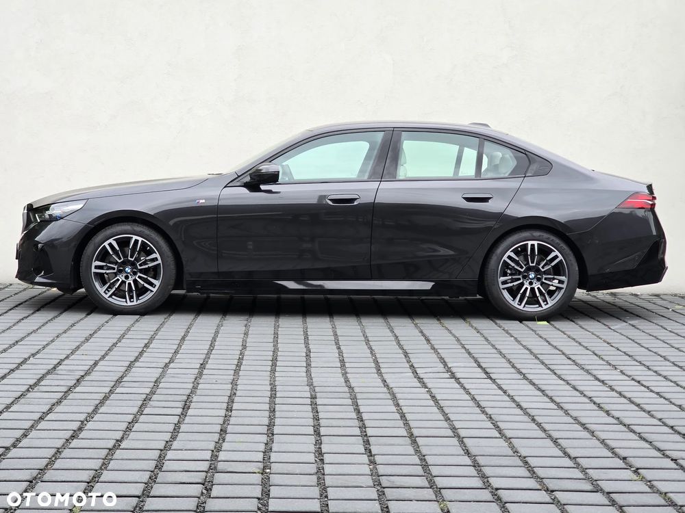 BMW Seria 5 520d xDrive - 5