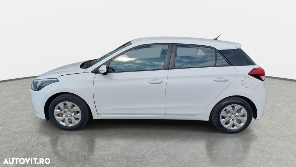 Hyundai i20 - 8