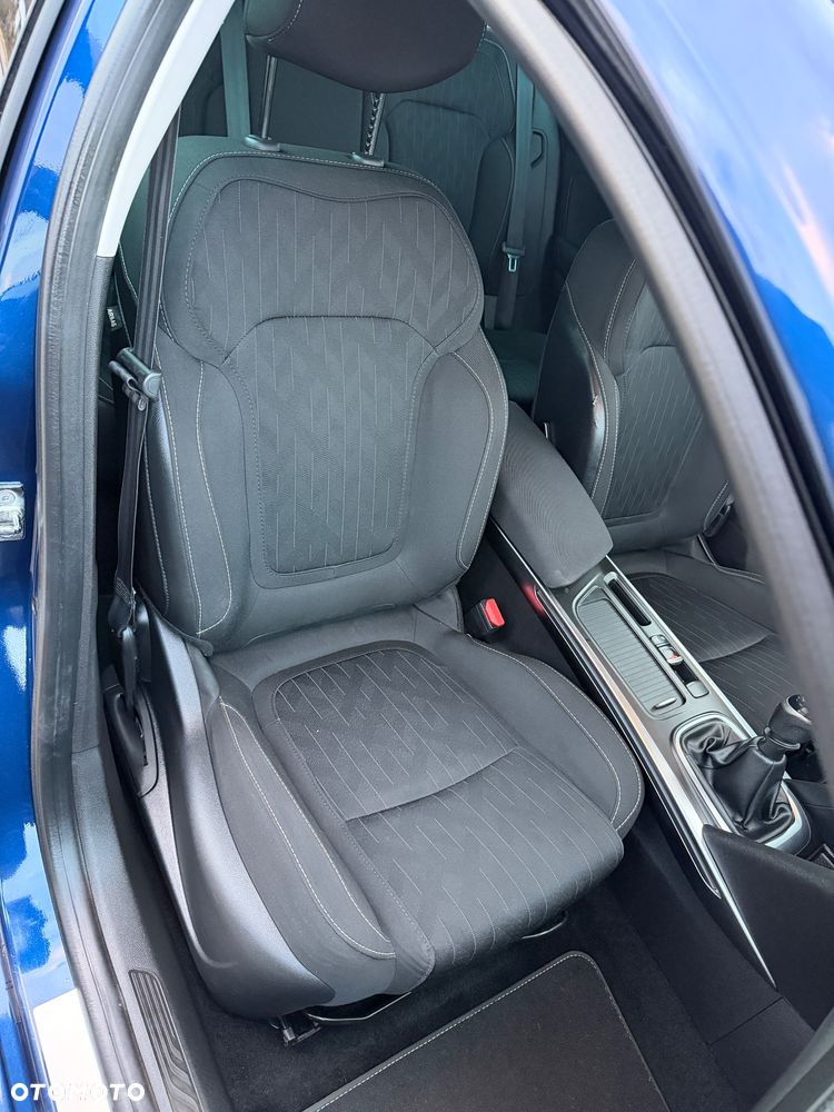 Renault Megane 1.5 Blue dCi Intens - 36