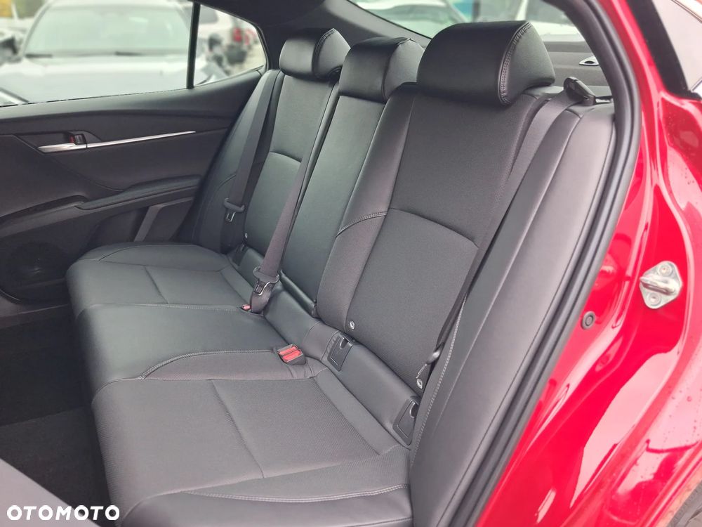 Toyota Camry 2.5 Hybrid Dynamic Force Comfort e-CVT - 25