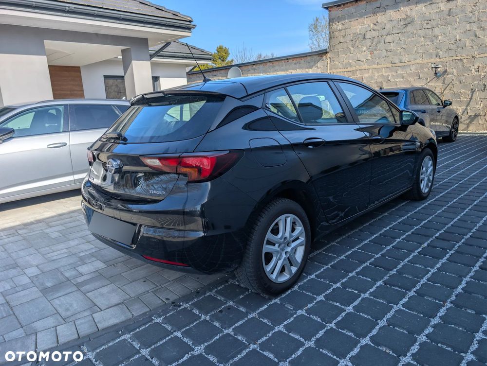 Opel Astra 1.4 T Enjoy S&S - 9