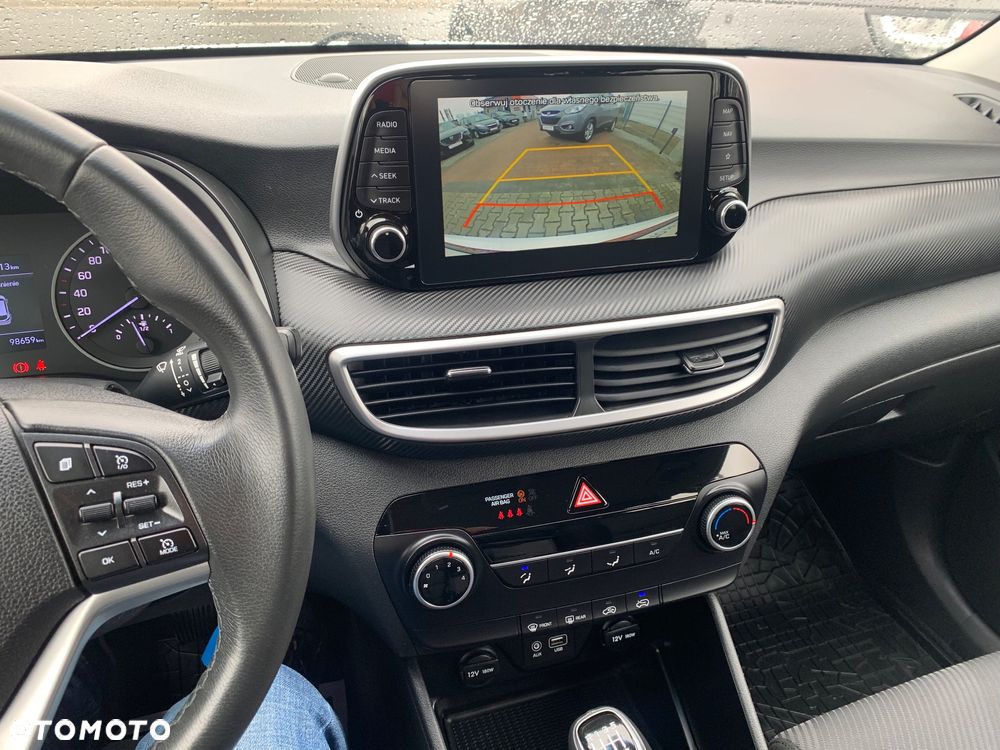 Hyundai Tucson 1.6 GDI BlueDrive Comfort 2WD - 24