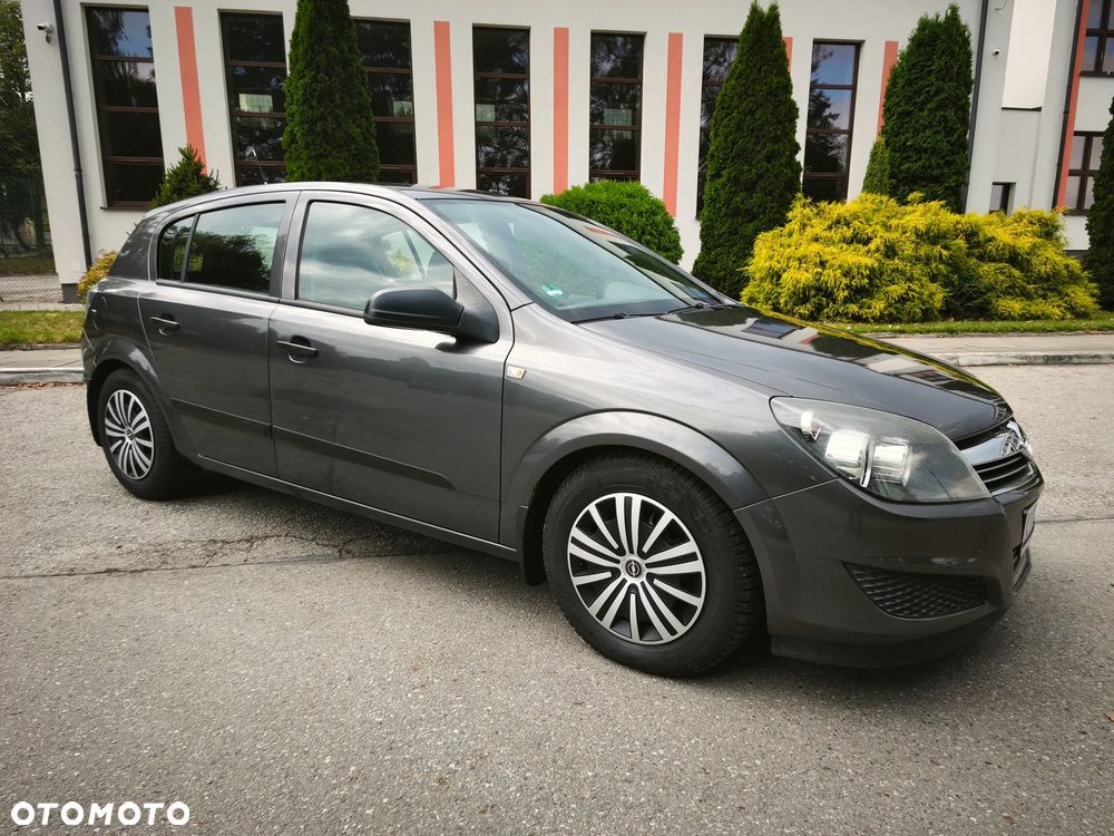 Opel Astra 1.6 Enjoy - 11