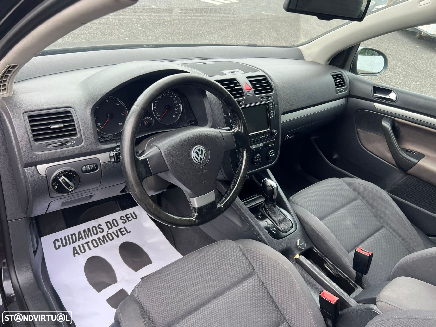 VW Golf 2.0 TDi Sport DSG - 7