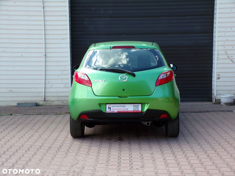Mazda 2 - 13