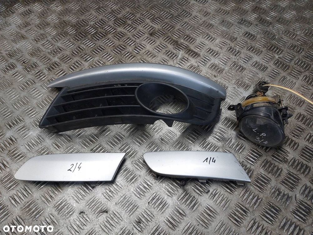 HALOGEN LEWY VOLKSWAGEN GOLF V LA7W 1K0853665K 1K0807718E 1K0807717E - 1