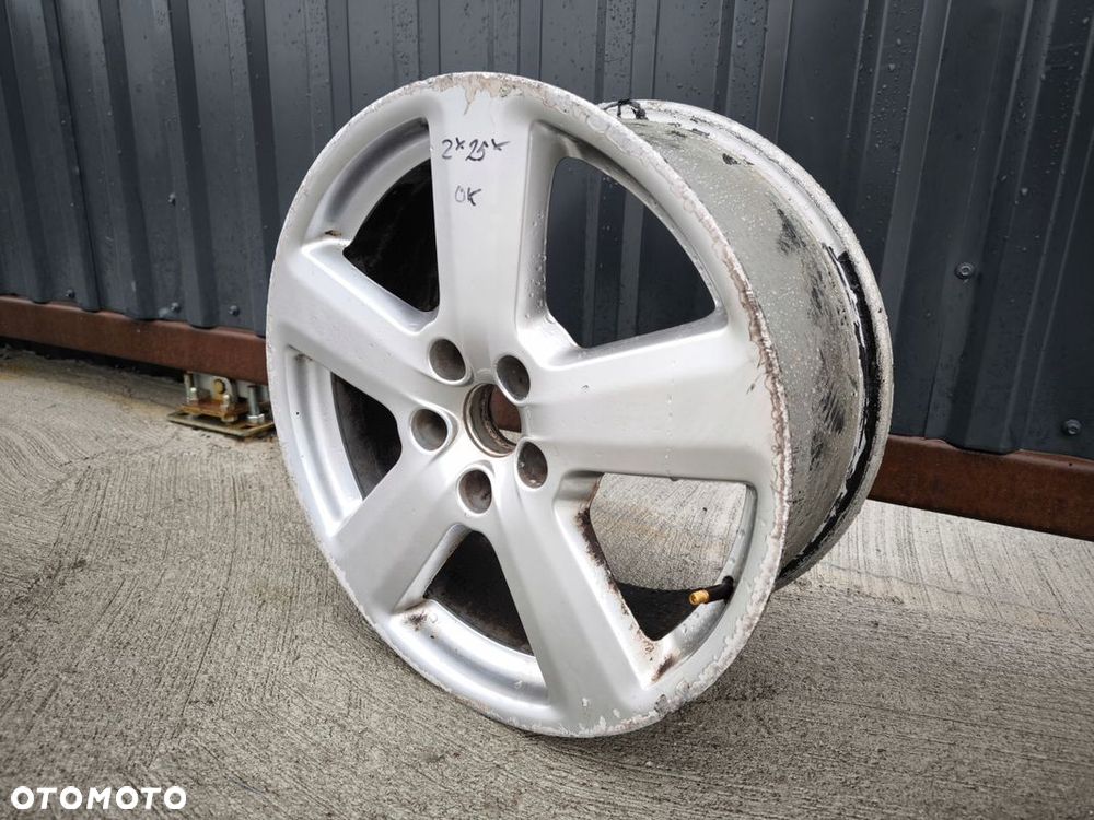 FELGA ALUMINIOWA AUDI A3 A4 A6 VW SKODA 8.0J R18 ET43 8E0601025AK Z*25* OK - 4