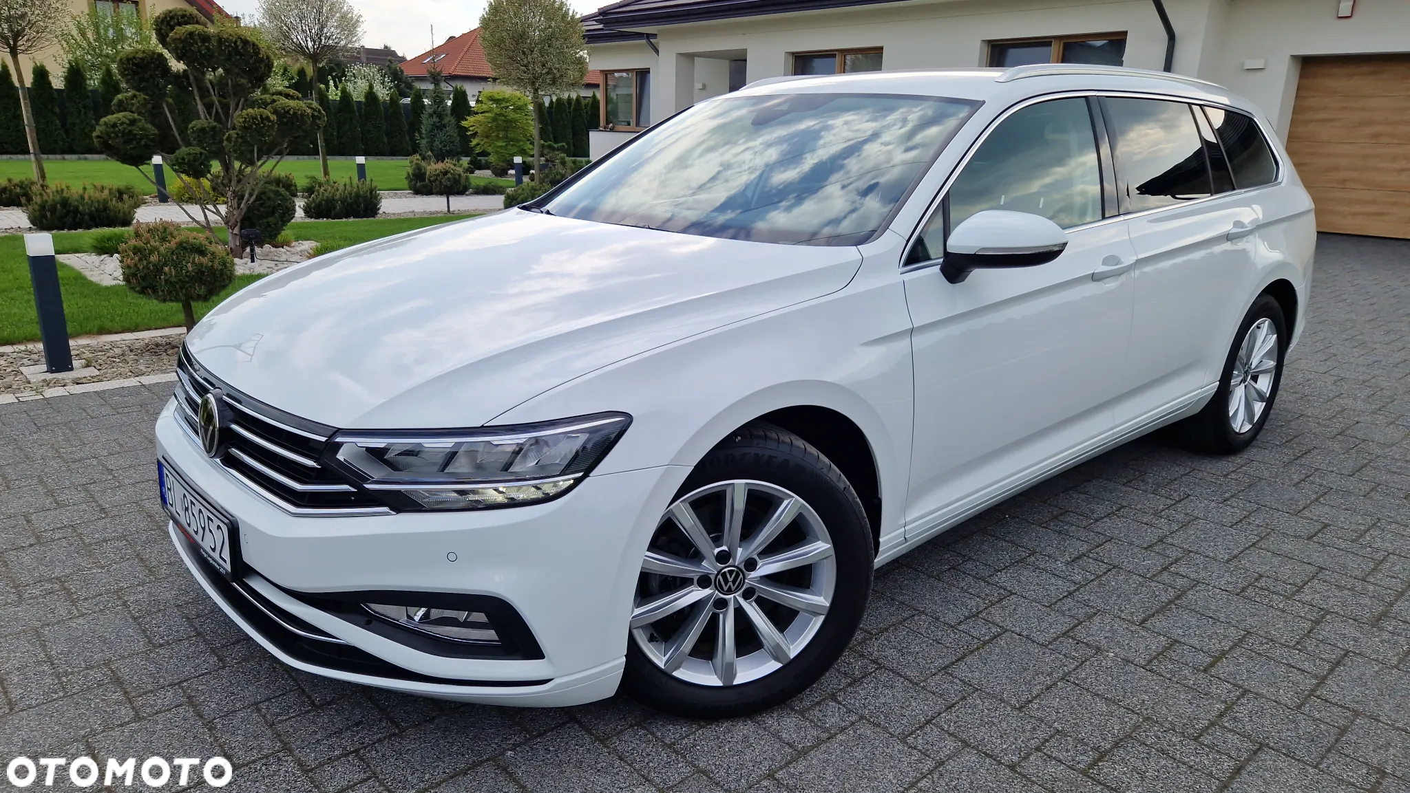 Volkswagen Passat Variant 2.0 TDI SCR DSG Business - 26