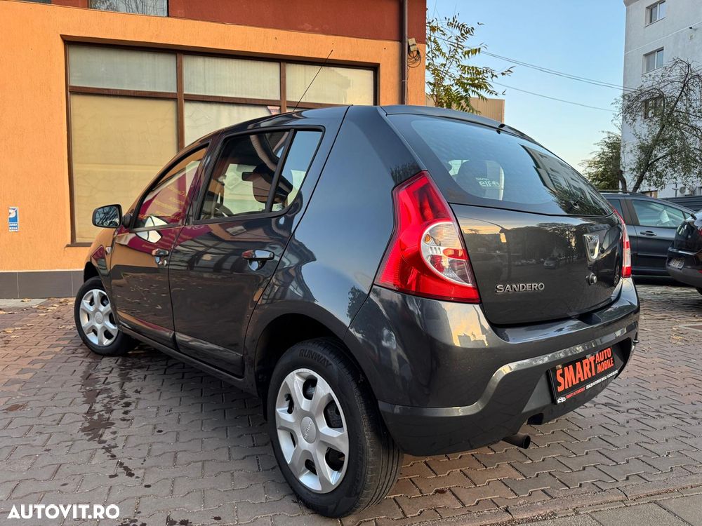 Dacia Sandero - 2