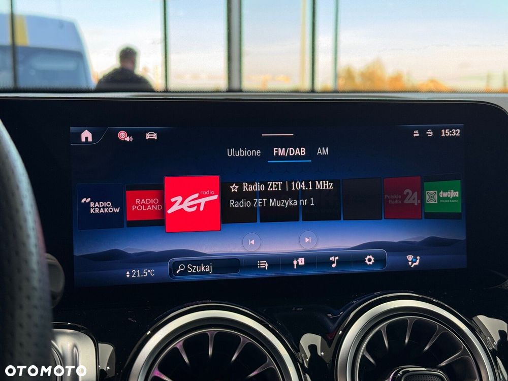 Mercedes-Benz GLB 200 AMG Line 7G-DCT - 27