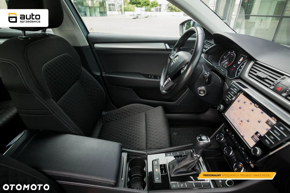 Skoda Superb 2.0 TDI Style DSG - 28