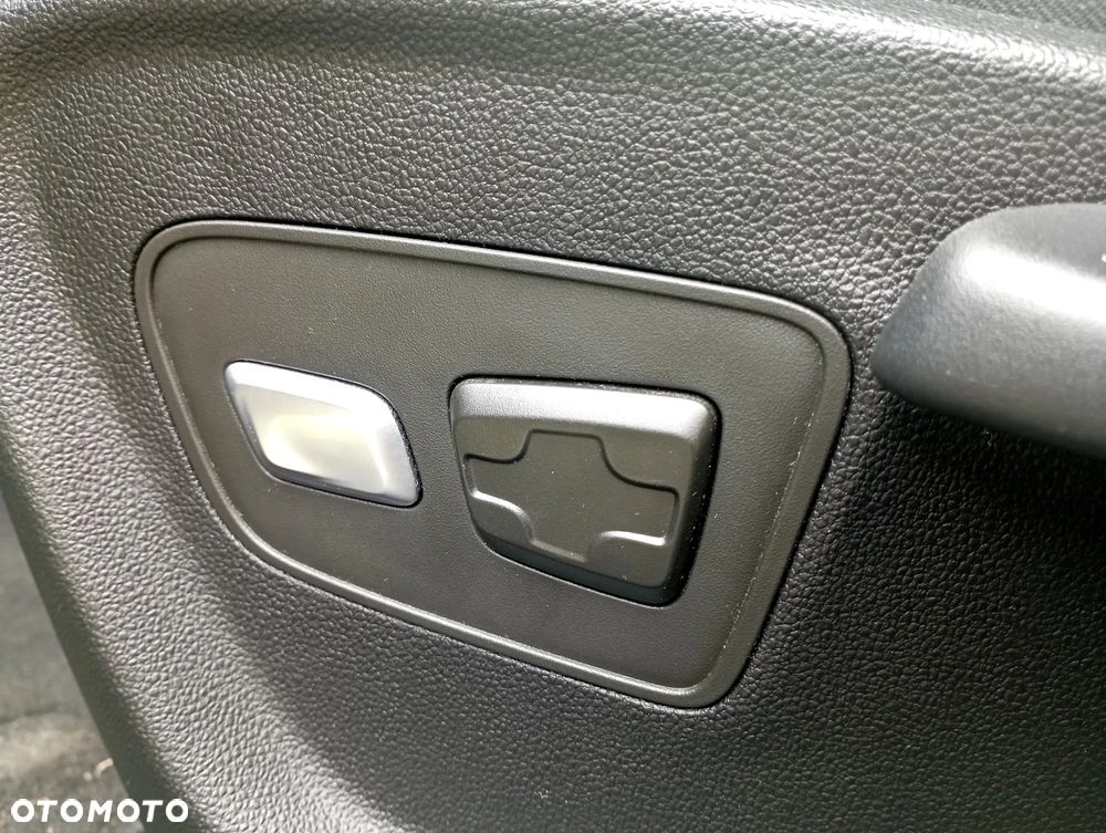 Renault Megane ENERGY TCe 130 Start & Stop Bose Edition - 10