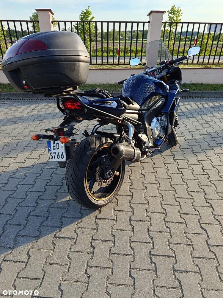 Yamaha FZ - 2