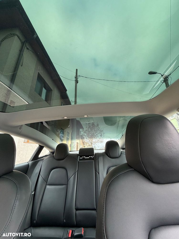 Tesla Model 3 Standard Reichweite Plus Hinterradantrieb - 19