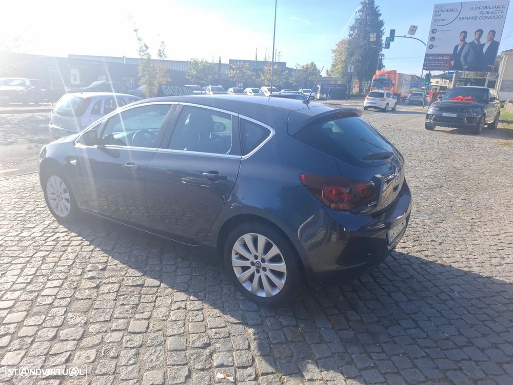 Opel Astra 1.4 Cosmo - 9