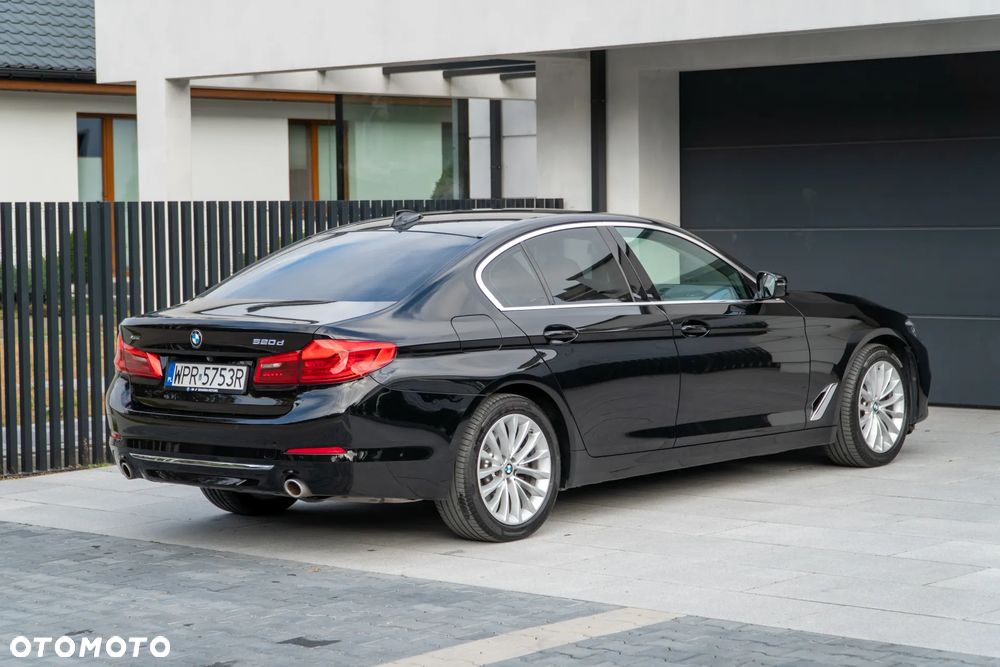 BMW Seria 5 520d Luxury Line - 13