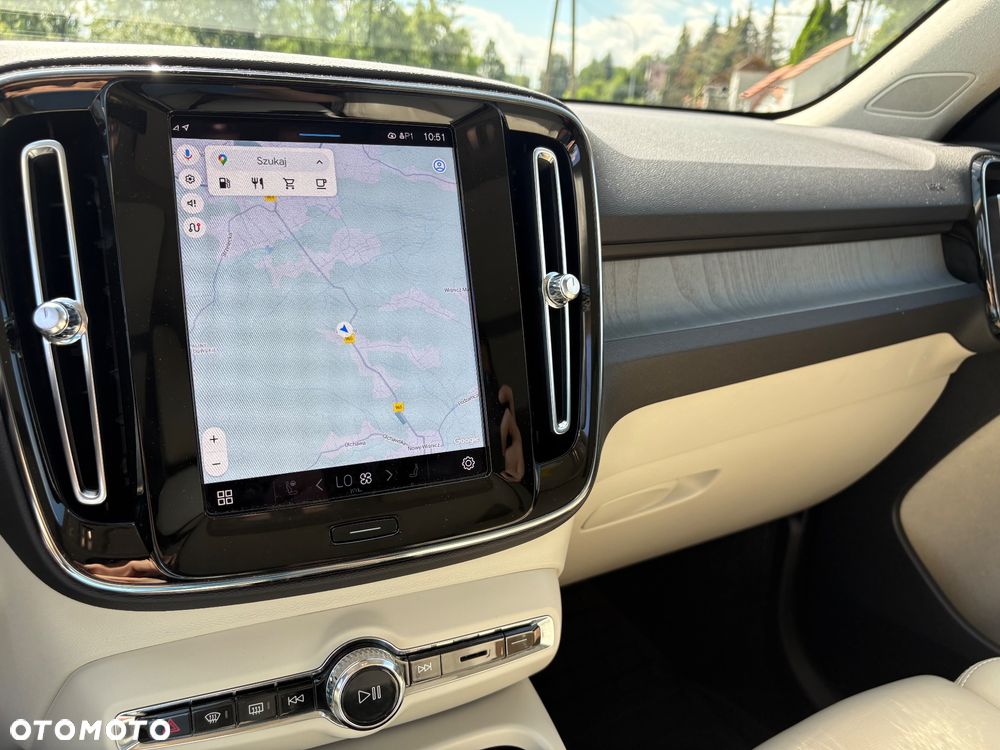 Volvo XC 40 B5 AWD Ultimate Dark - 22