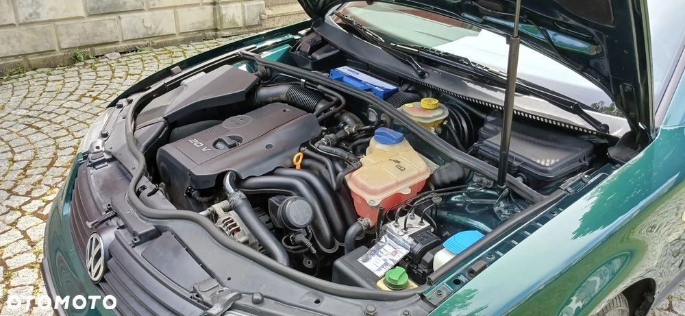 Volkswagen Passat - 10