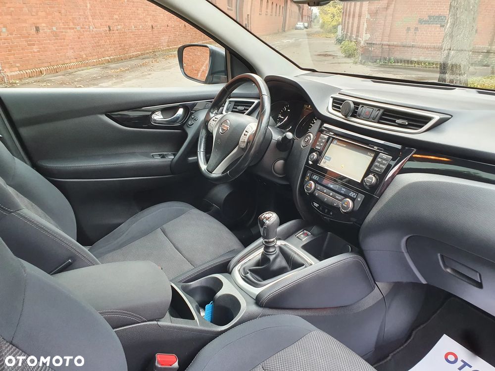 Nissan Qashqai 1.5 dCi N-Connecta - 9