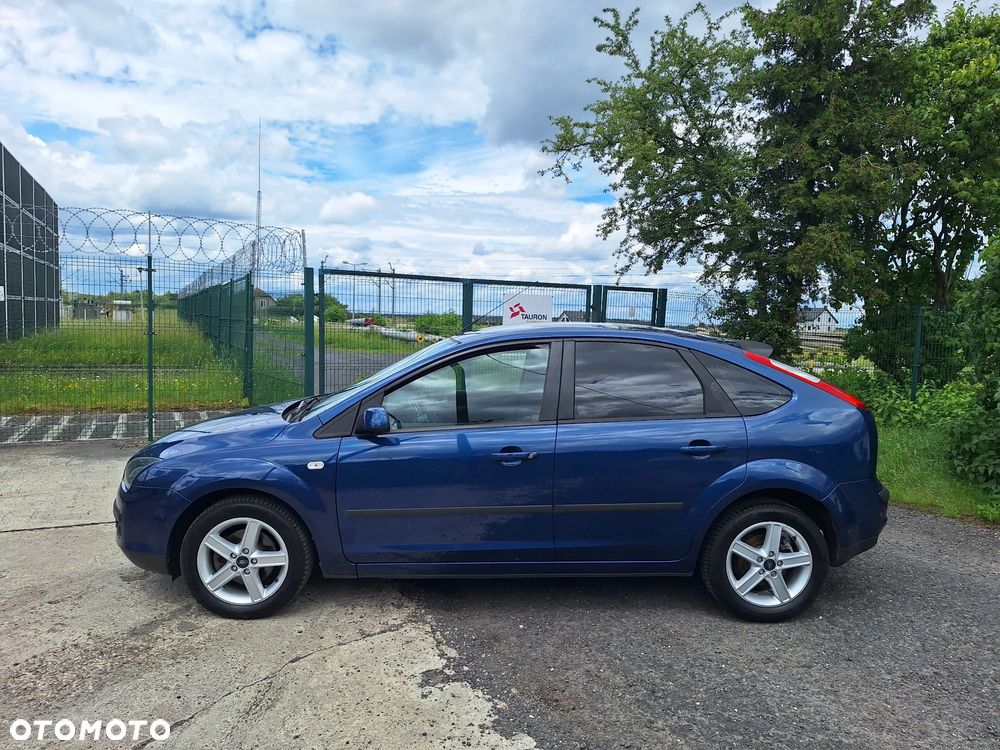 Ford Focus 1.8 FF Ghia - 6