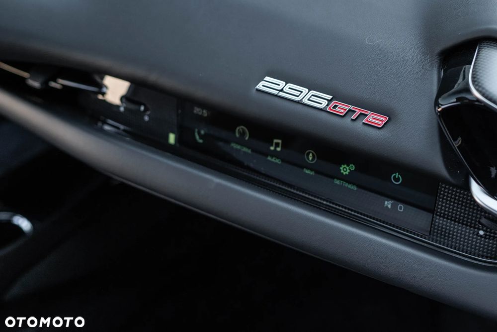 Ferrari 296 GTB - 22