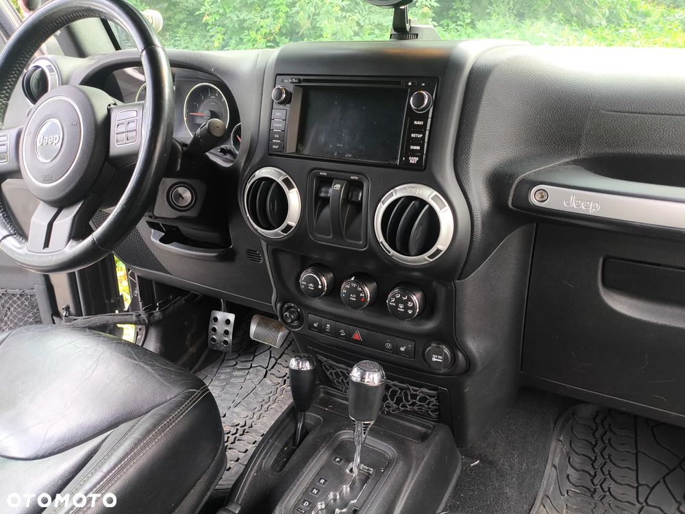 Jeep Wrangler - 17
