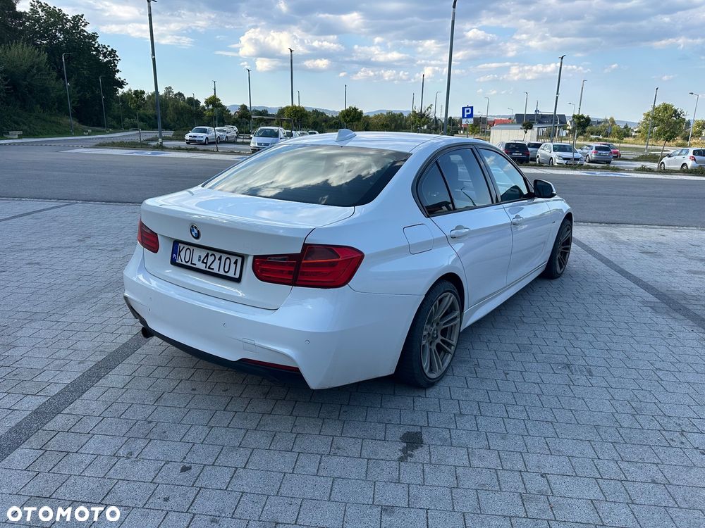 BMW Seria 3 320d xDrive Sport Line - 7