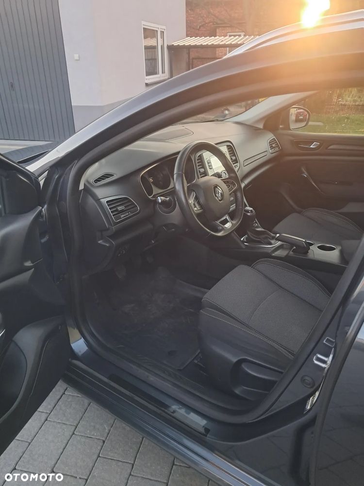 Renault Megane 1.3 TCe FAP Life - 15