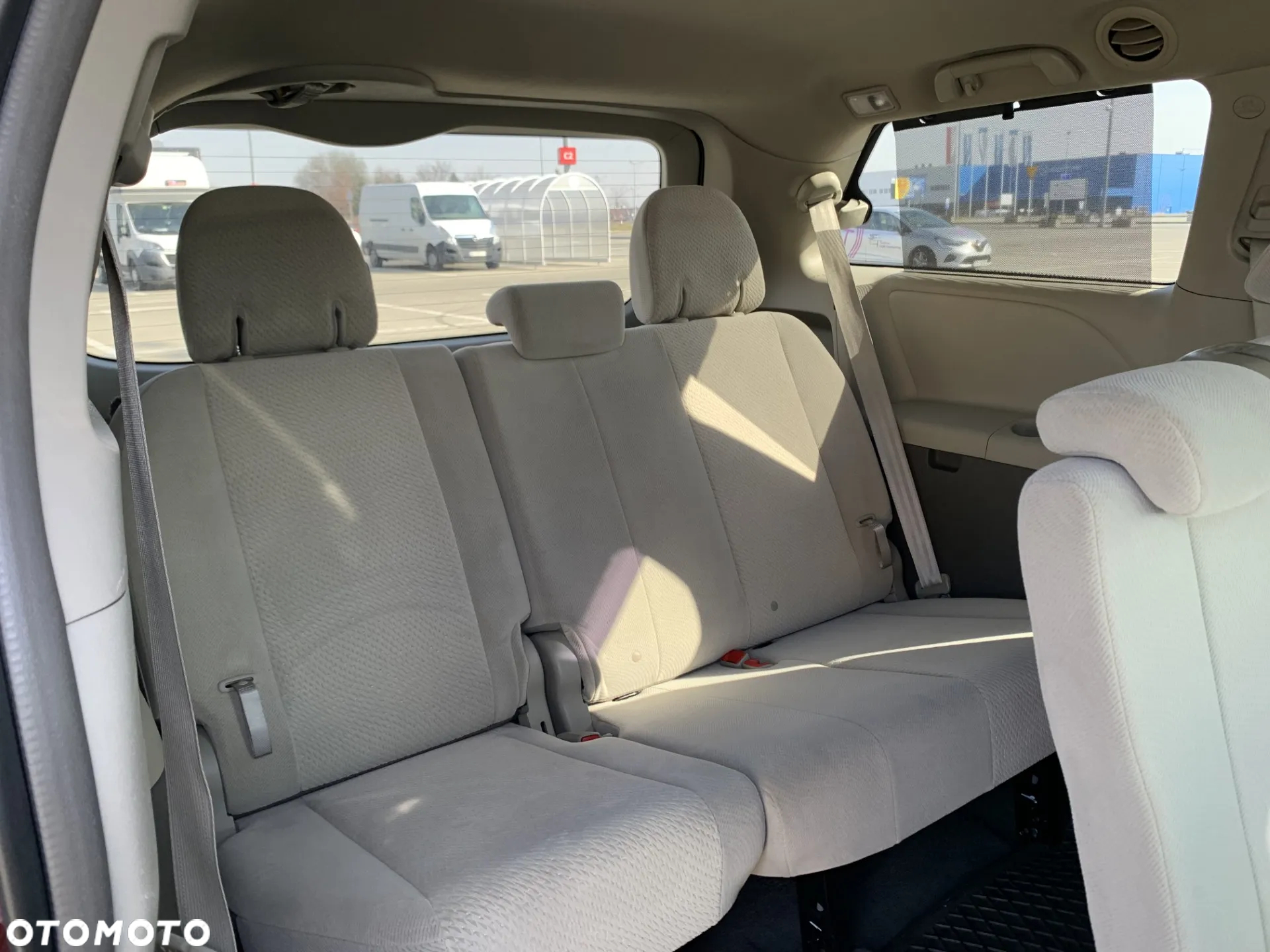 Toyota Sienna 3.5 V6 - 25