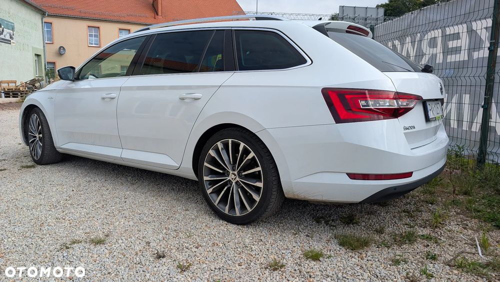 Skoda Superb 2.0 TDI 4x4 L&K DSG - 2