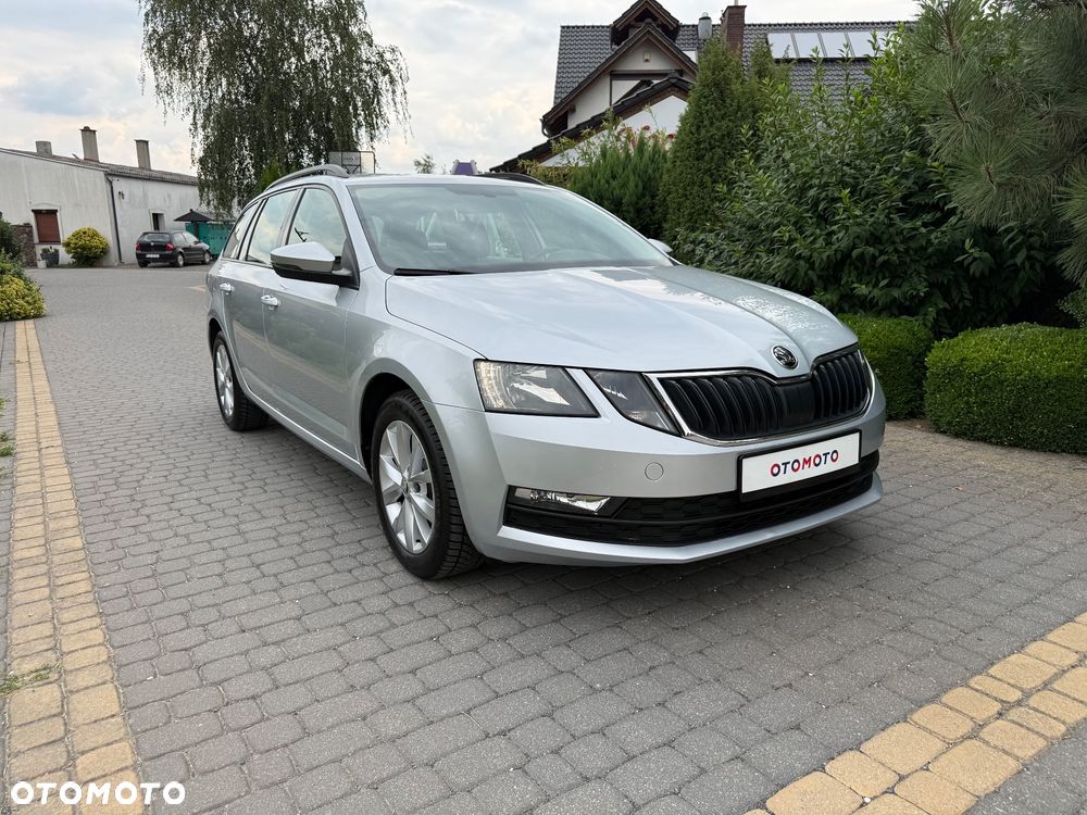 Skoda Octavia - 3
