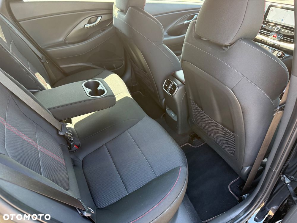 Hyundai i30 1.5 T-GDI 48V-Hybrid DCT N Line - 12