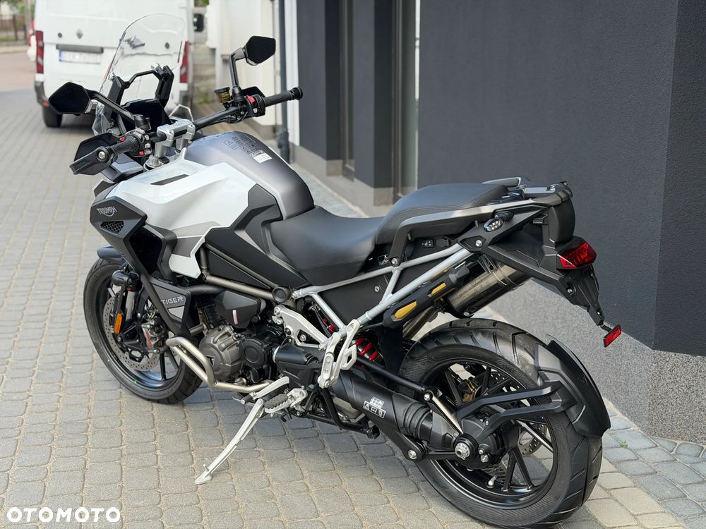 Triumph Tiger - 6
