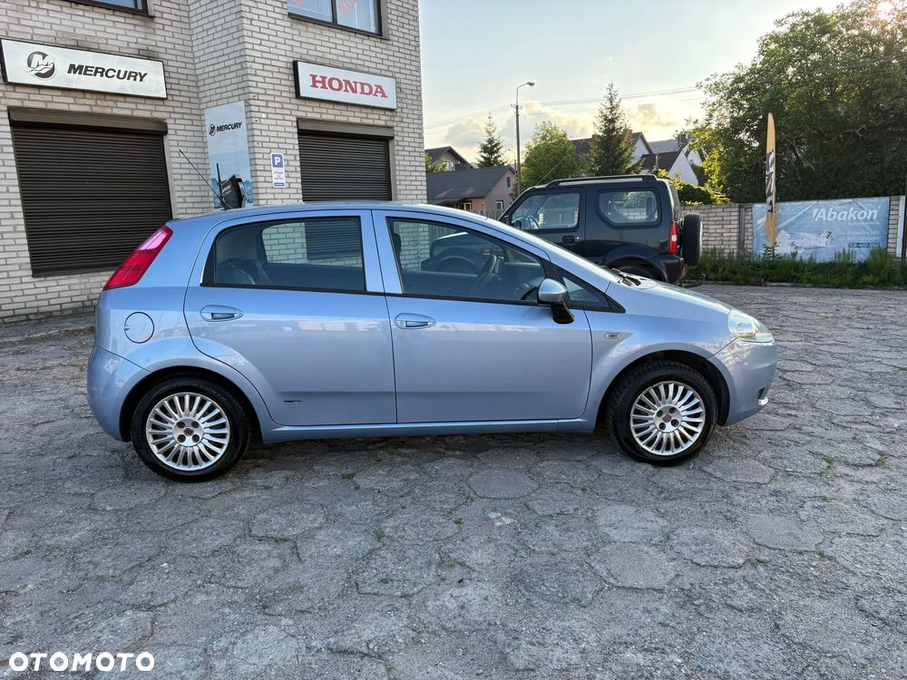 Fiat Grande Punto - 11