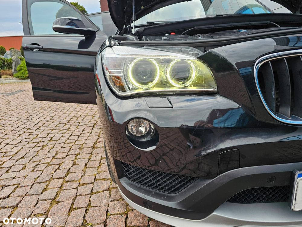 BMW X1 sDrive18d xLine - 19