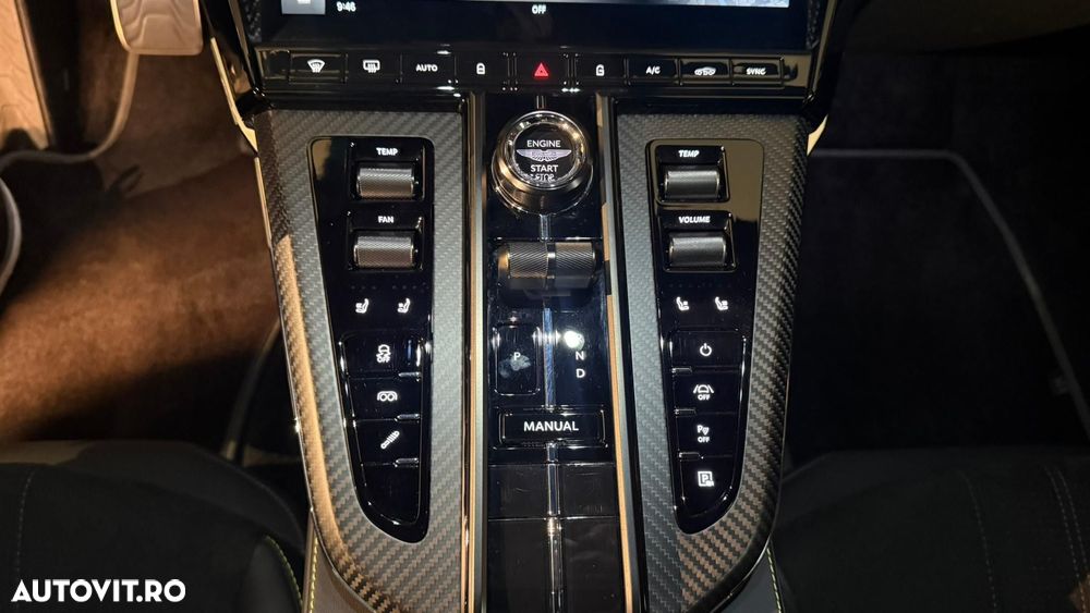 Aston Martin V8 Vantage - 34