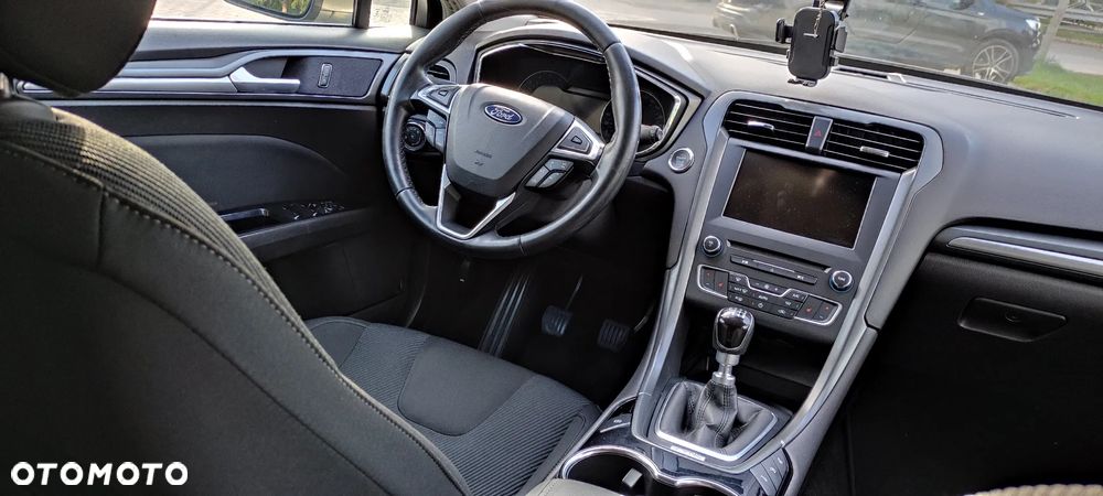 Ford Mondeo 2.0 TDCi Titanium - 19