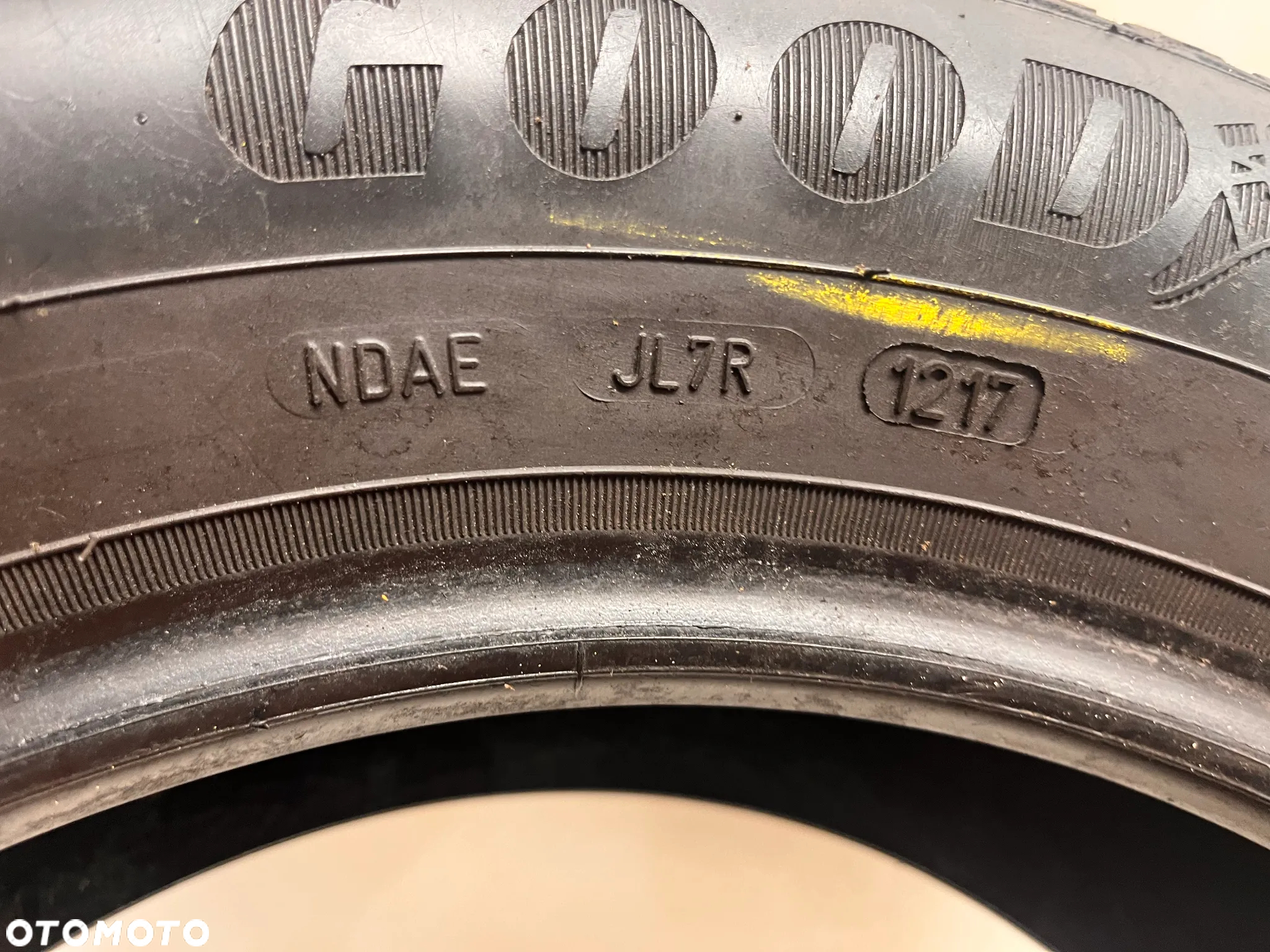 G-2329 195/65R15 91H GOODYEAR VECTOR4SEASON - 5