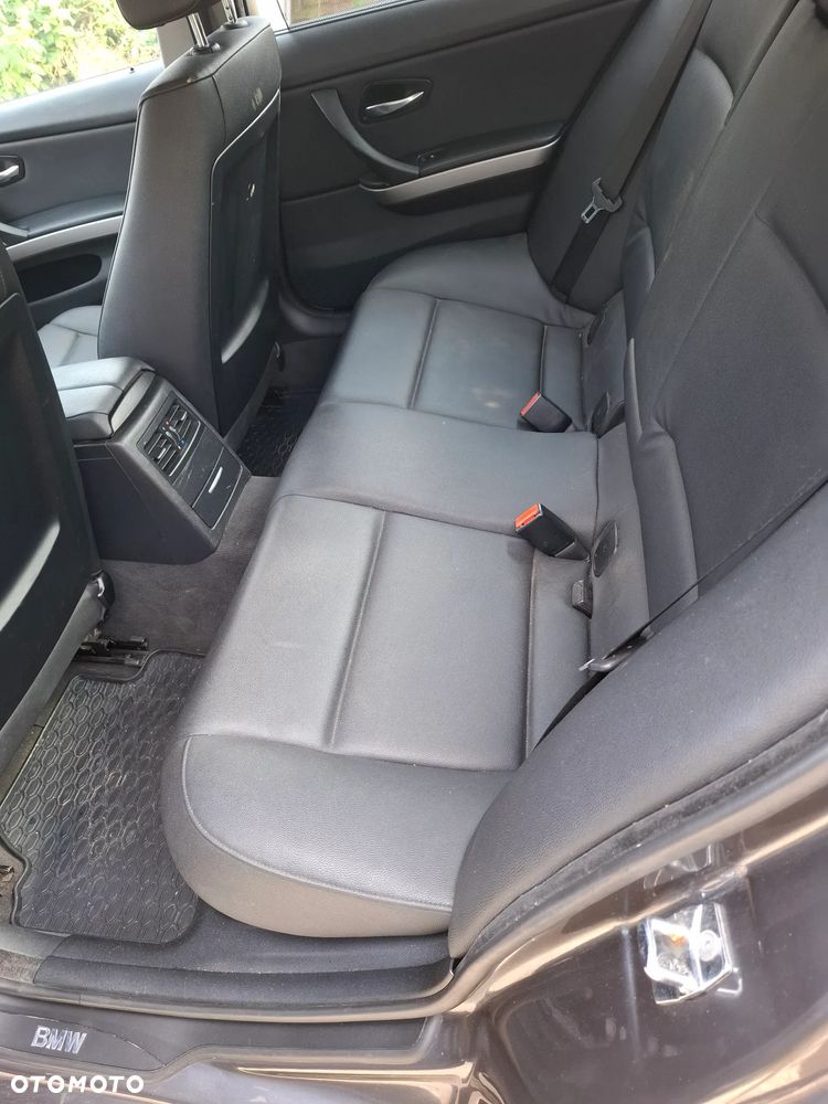 BMW Seria 3 318d - 7
