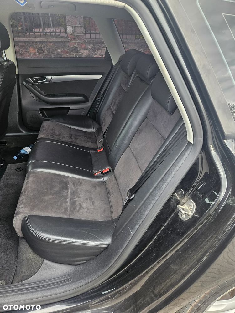 Audi A6 Avant - 17