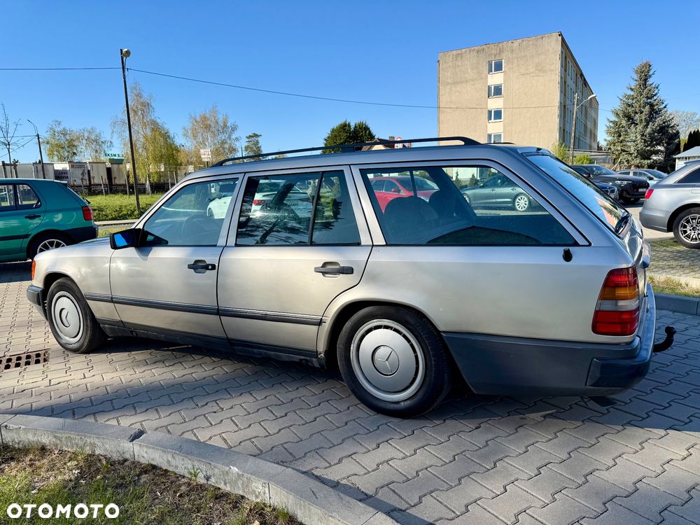 Mercedes-Benz W124 (1984-1993) - 19