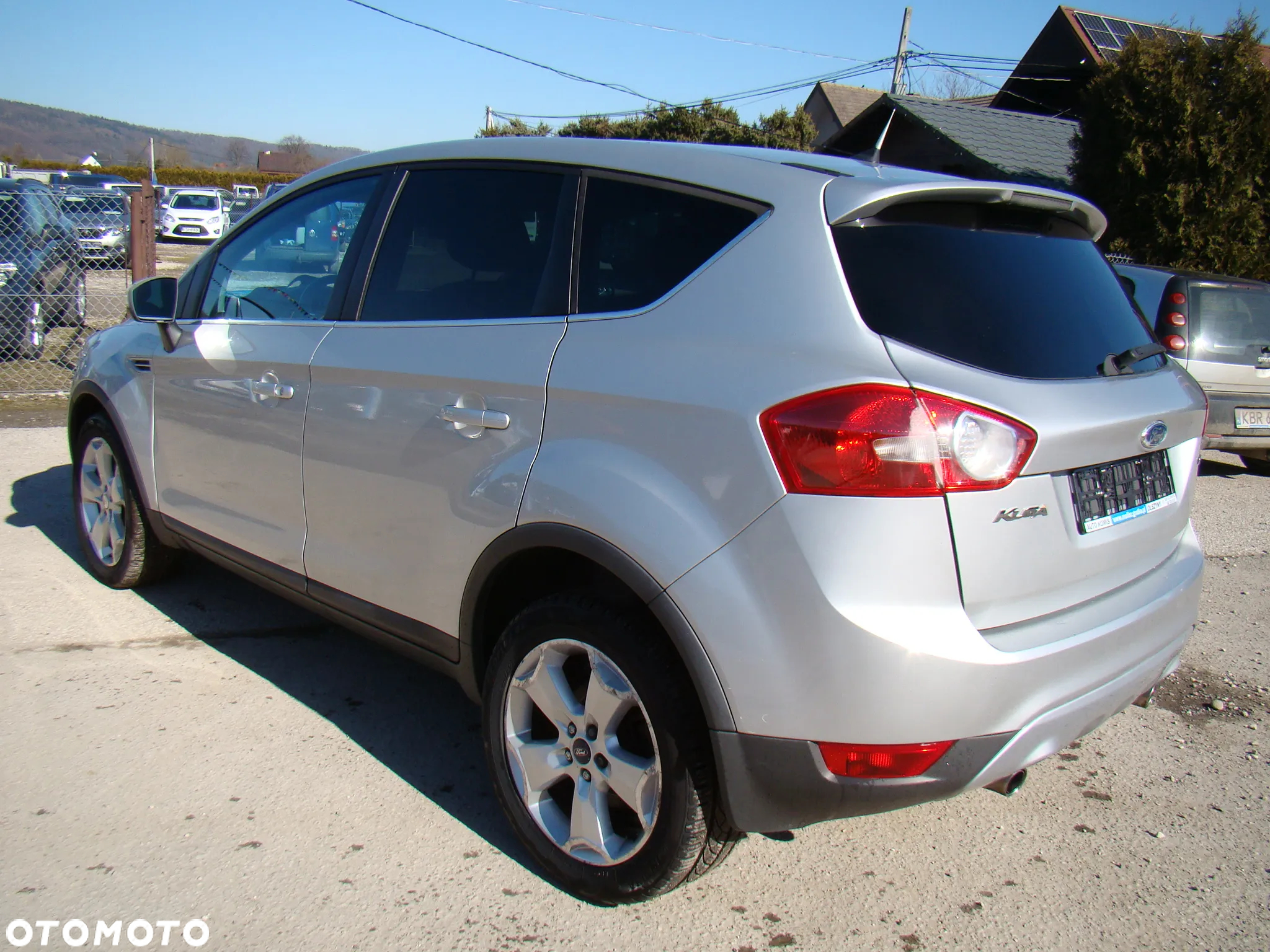 Ford Kuga 2.0 TDCi 4x4 Trend - 4